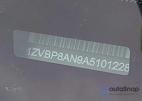 2010 Ford Mustang V6/V6 Premium z USA, uszkodzony, nr VIN 1ZVBP8AN9A5101228